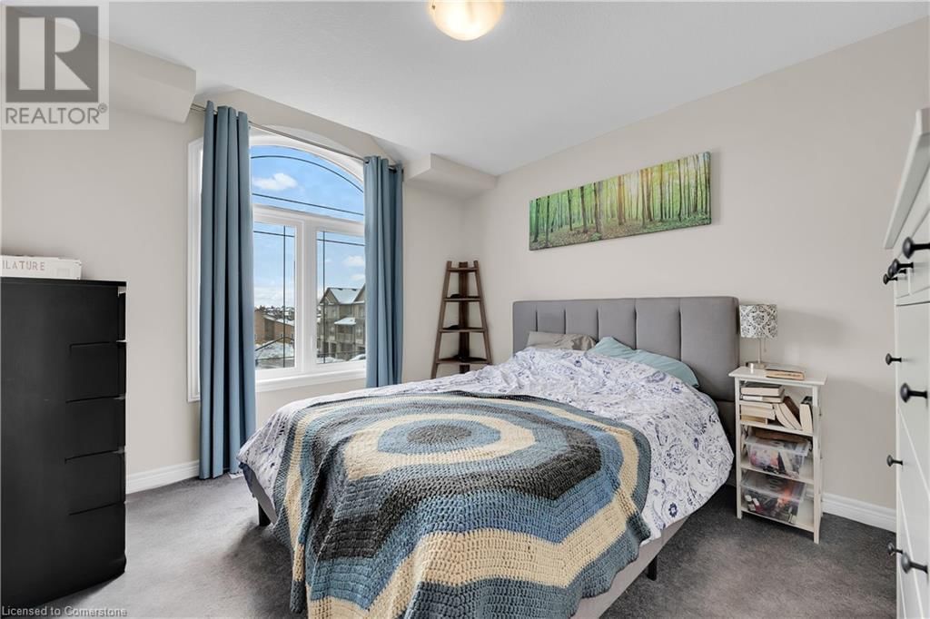 8 - 19 PICARDY DRIVE Image 24