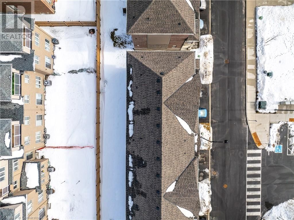 8 - 19 PICARDY DRIVE Image 34