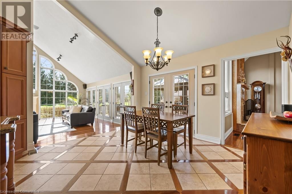 23 CHARING Image 17