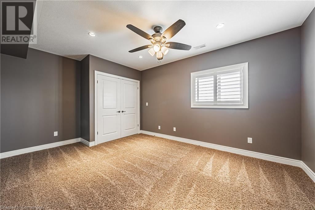 15 REEDS ROAD Image 32