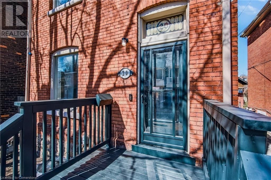 20 LOCKE STREET SOUTH Image 3