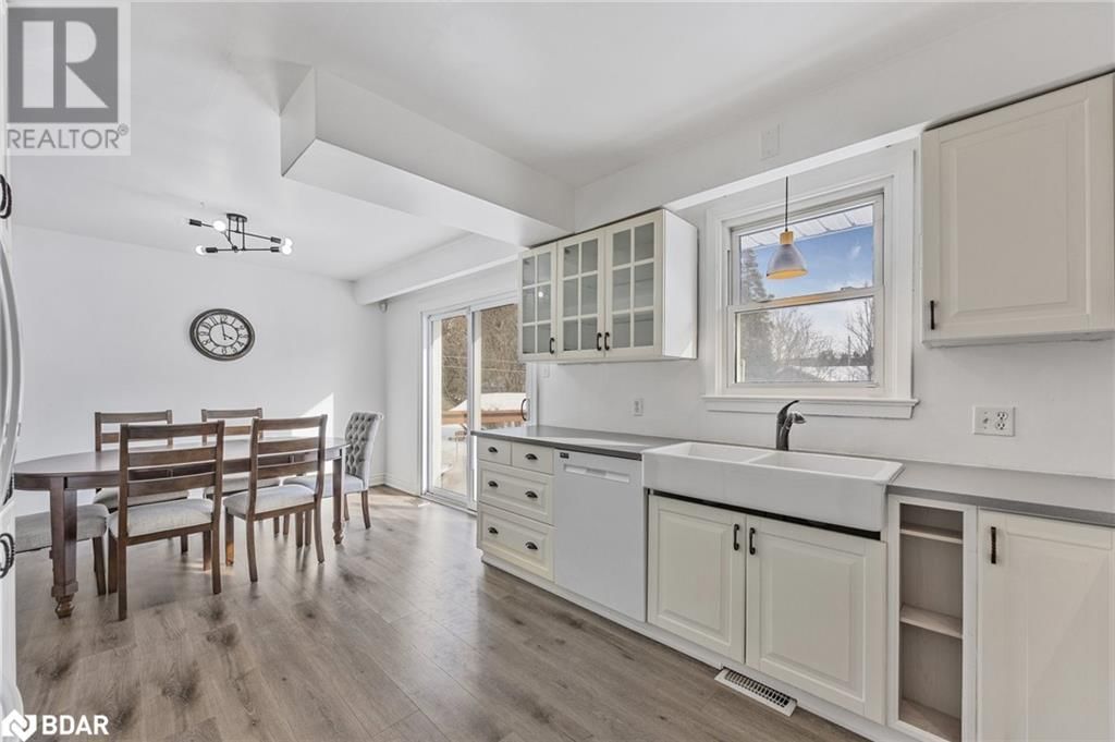 239 WARNICA ROAD Image 10