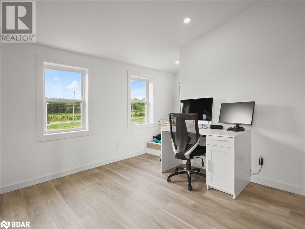 227 MARY ST STREET Image 36