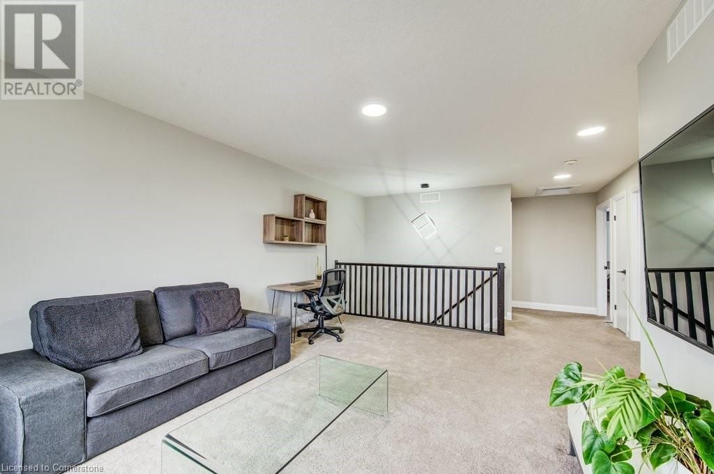 192 SNYDER AVENUE NORTH Image 23