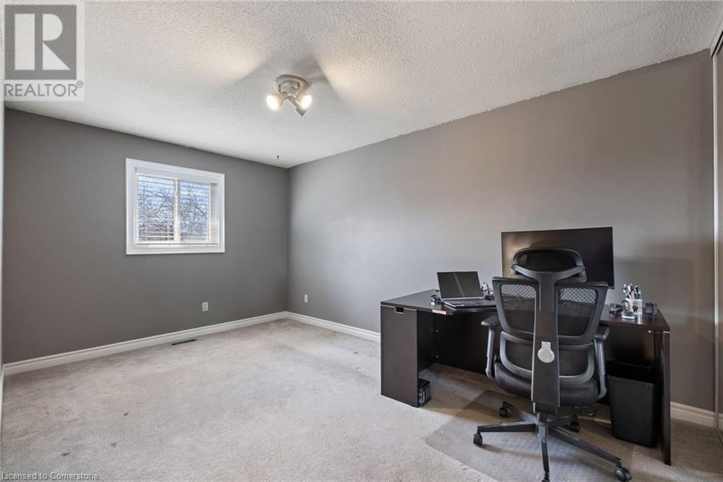 19 BERWICK AVENUE Image 22