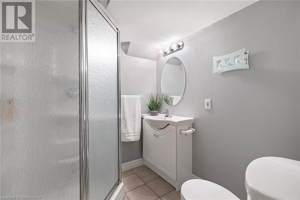 19 BERWICK AVENUE Image 31