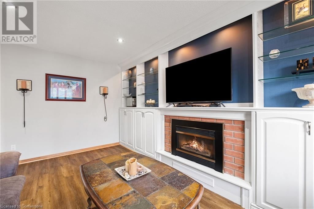 19 BERWICK AVENUE Image 8