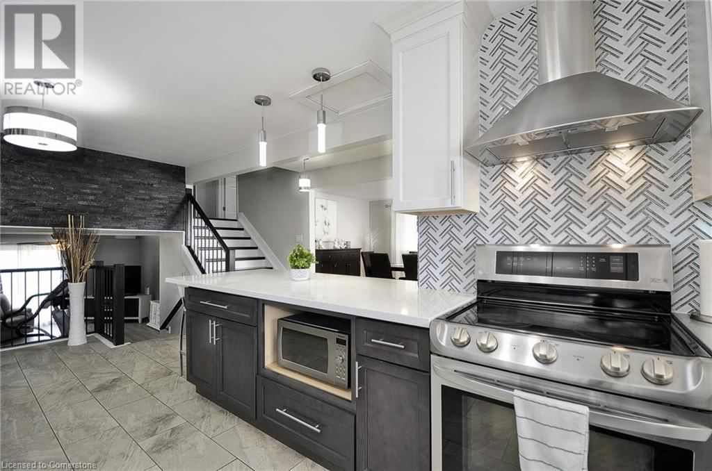 39 WAYNE AVENUE Image 13