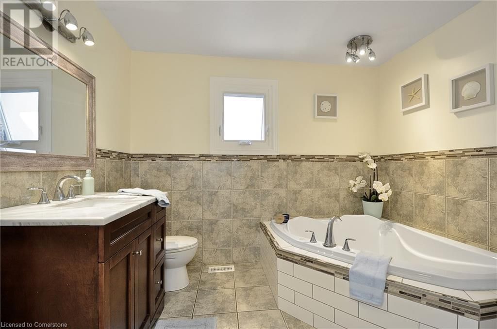 39 WAYNE AVENUE Image 20