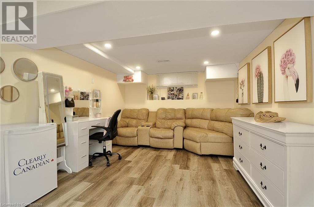 39 WAYNE AVENUE Image 30