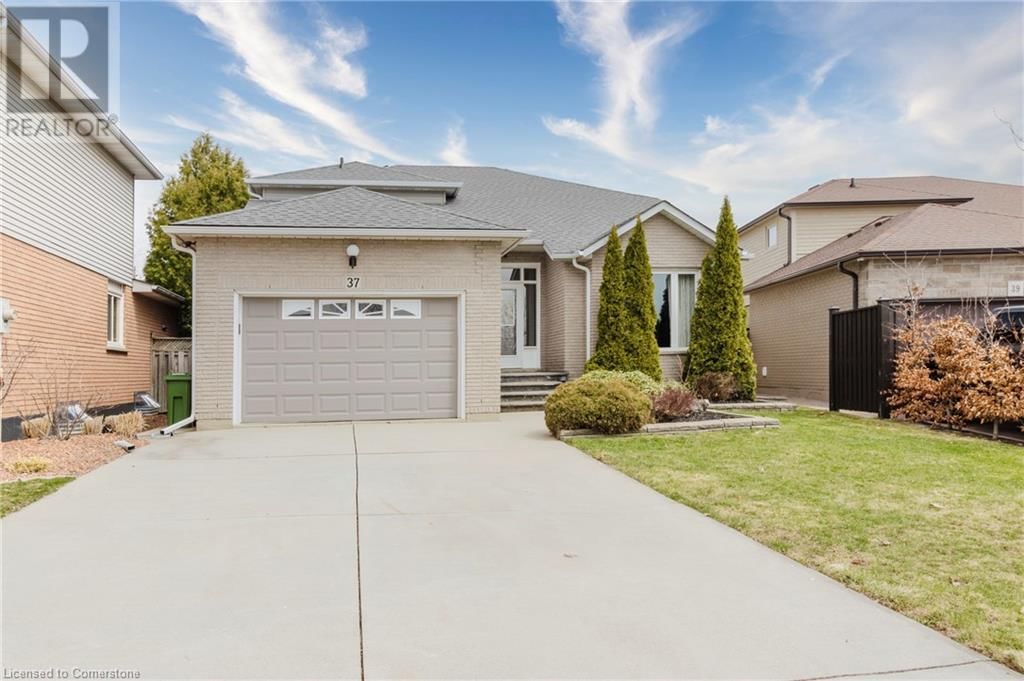 37 SPRINGGARDEN CRESCENT Image 1