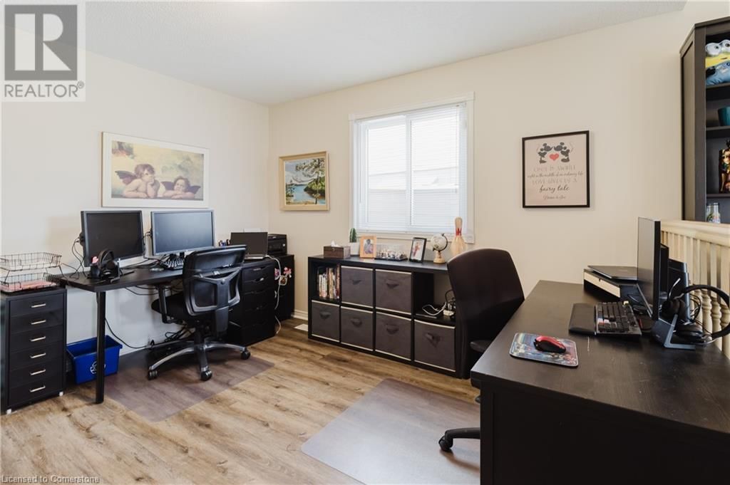 37 SPRINGGARDEN CRESCENT Image 12