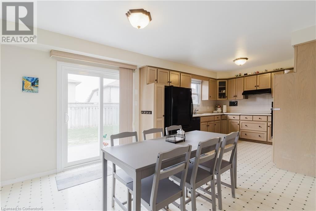 37 SPRINGGARDEN CRESCENT Image 19