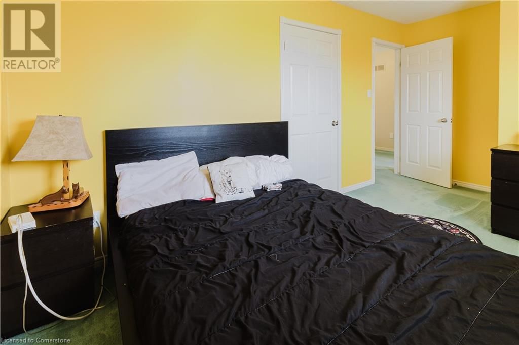 37 SPRINGGARDEN CRESCENT Image 33