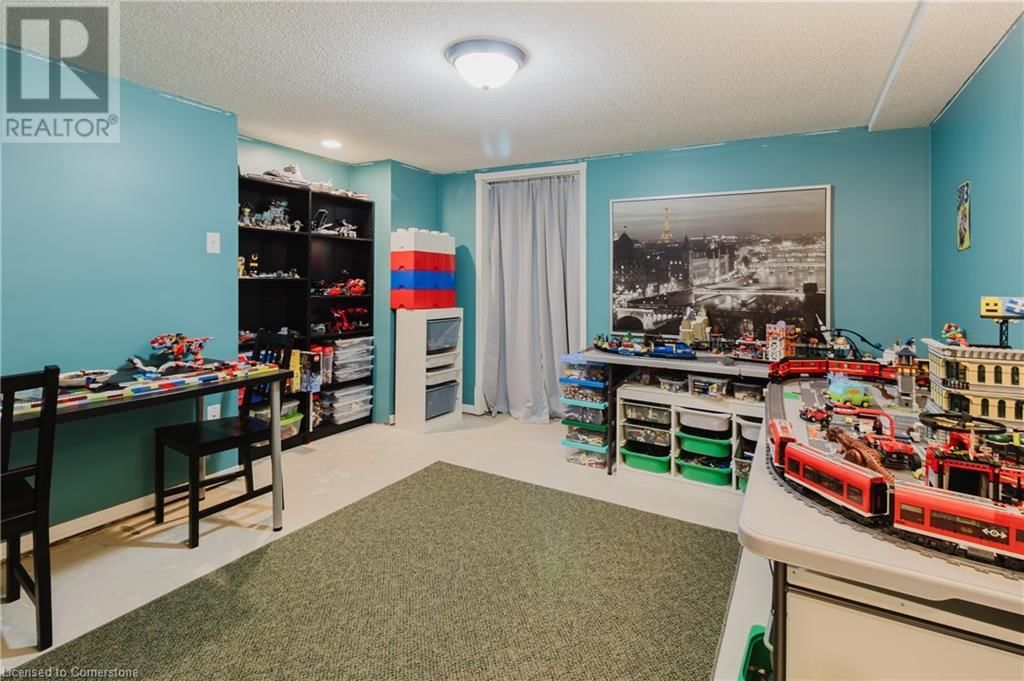 37 SPRINGGARDEN CRESCENT Image 39
