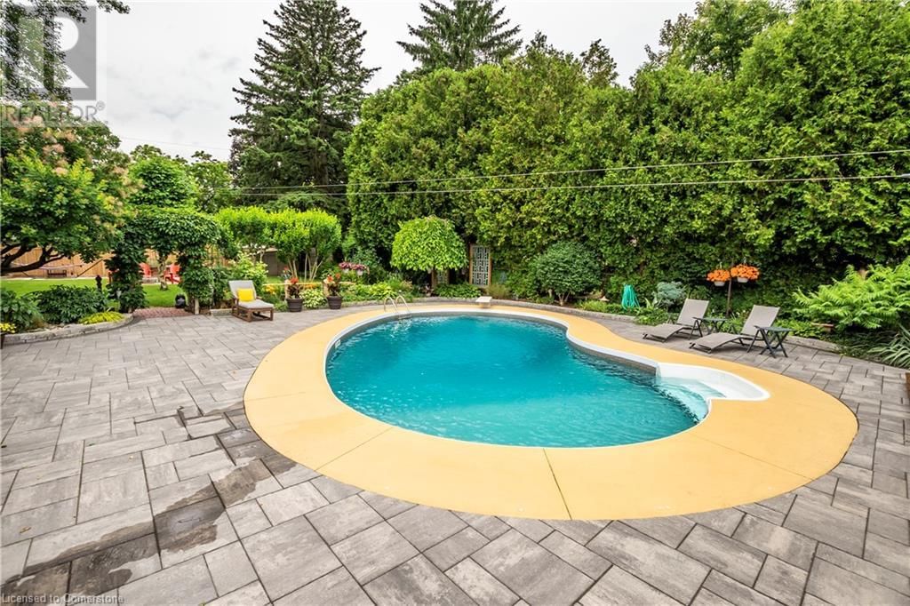 424 HENDERSON ROAD Image 30