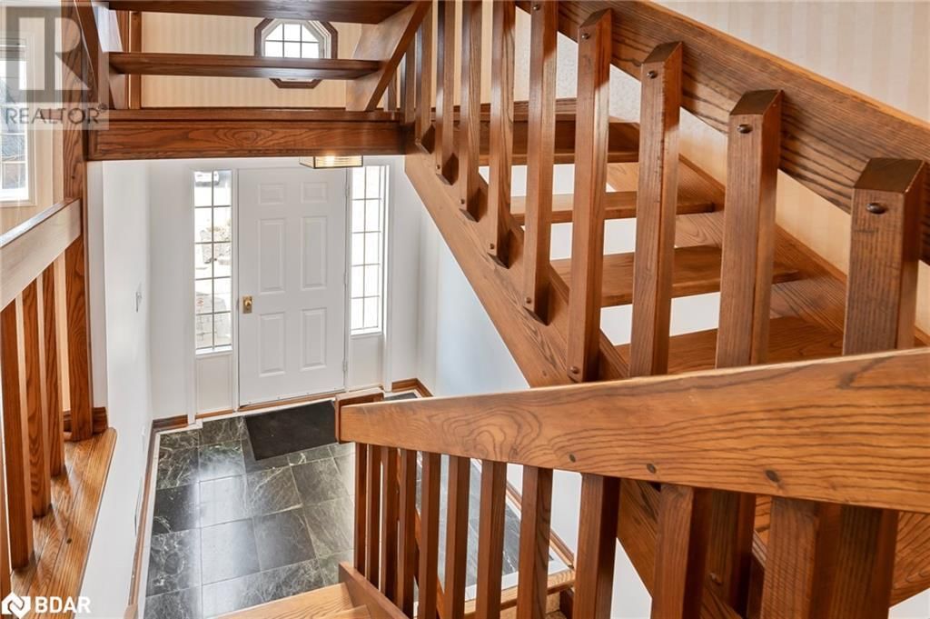 36 KEMPENFELT DRIVE Image 18