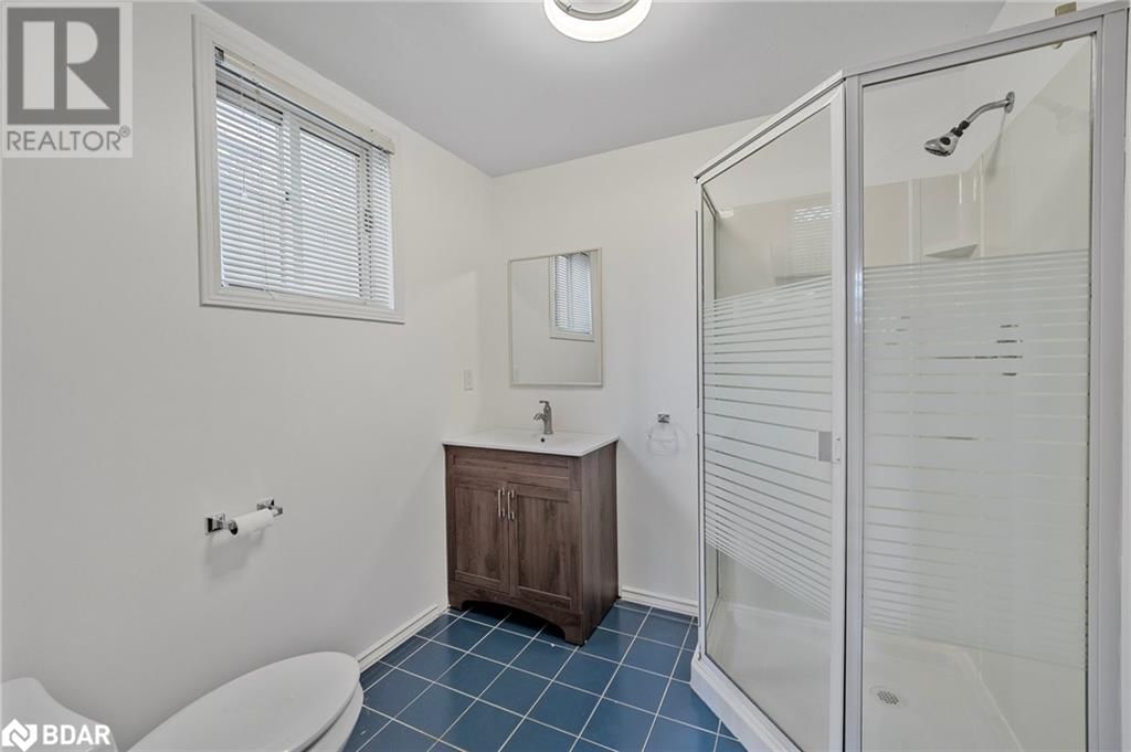 36 KEMPENFELT DRIVE Image 20
