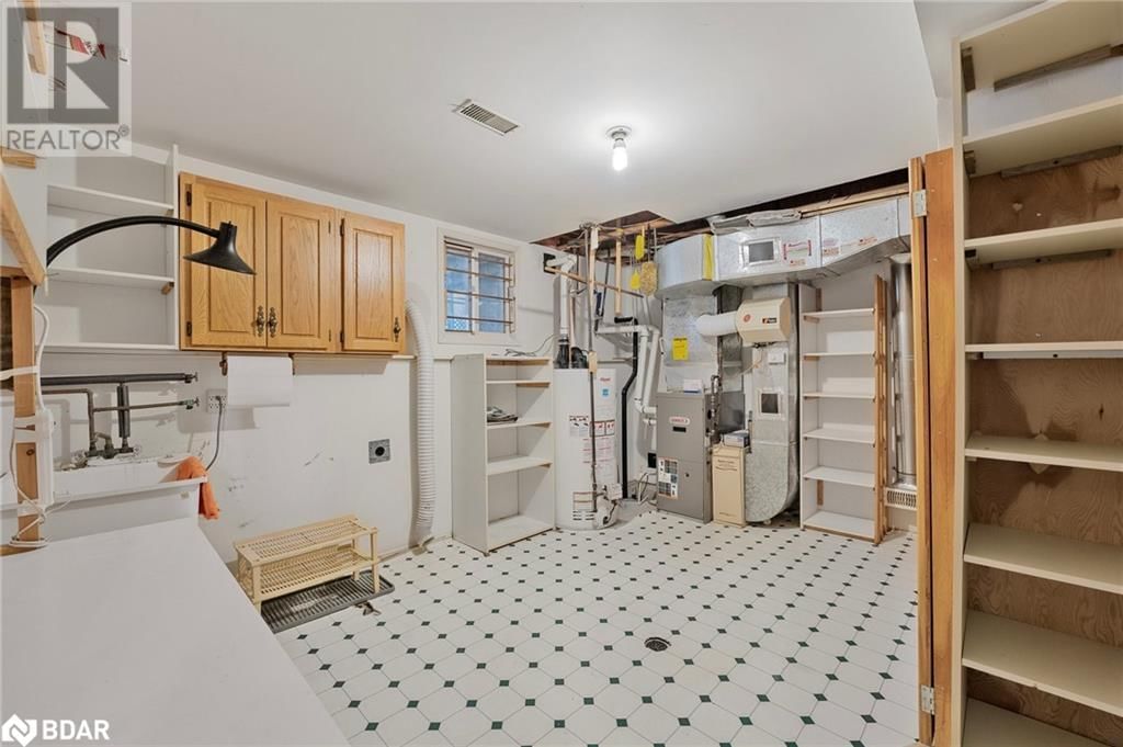 36 KEMPENFELT DRIVE Image 21