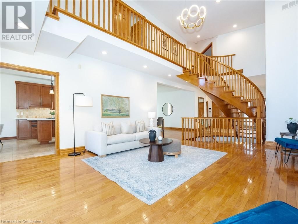 122 ARTEN AVENUE Image 13