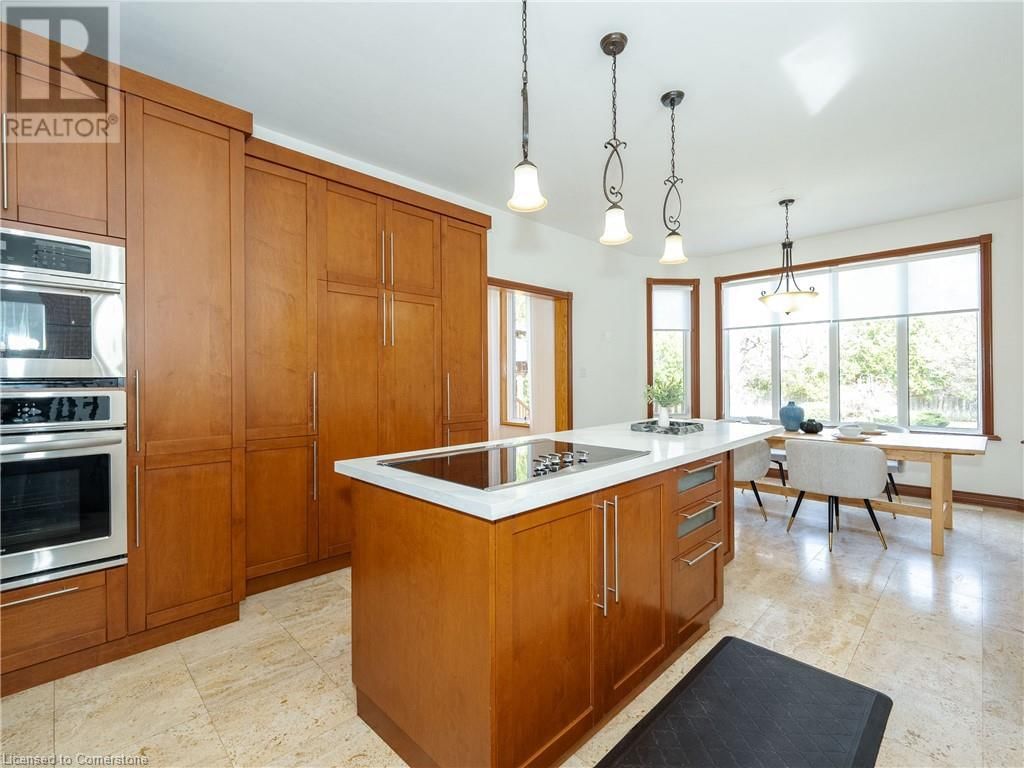 122 ARTEN AVENUE Image 15