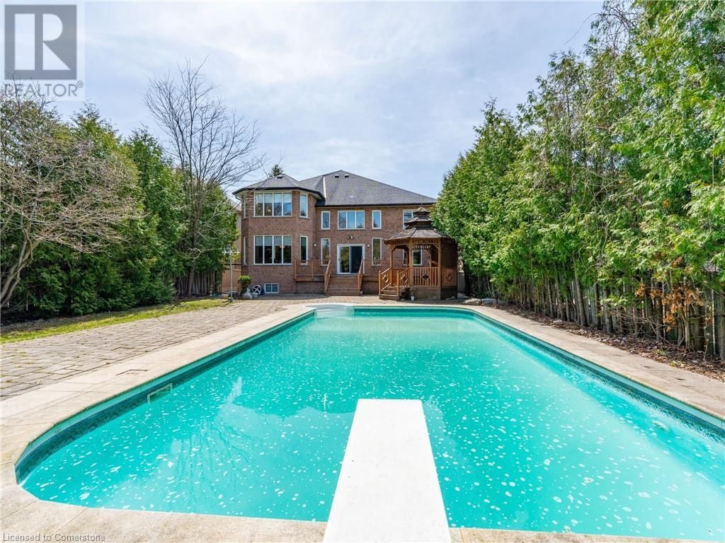 122 ARTEN AVENUE Image 42