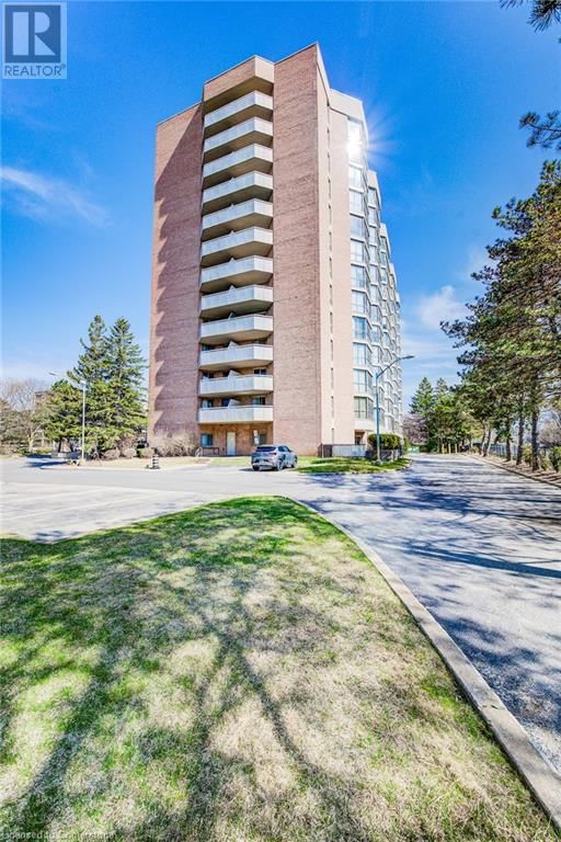 509 - 265 WESTCOURT PLACE Image 2