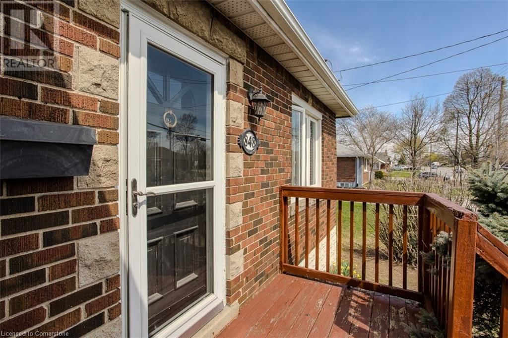 848 UPPER WELLINGTON STREET Image 5