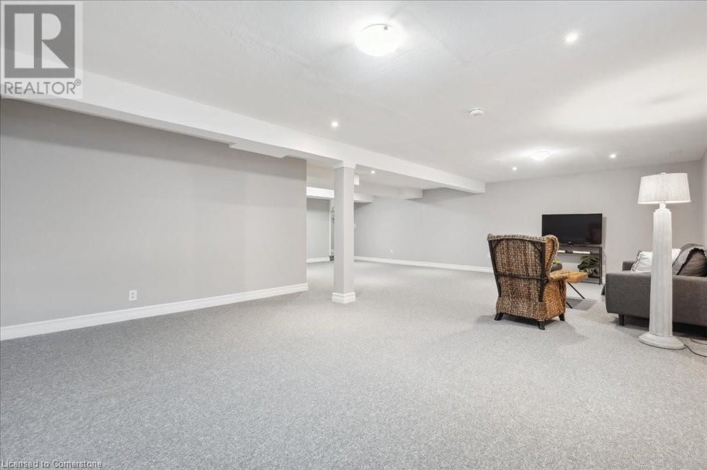 28 BUR OAK DRIVE Image 23