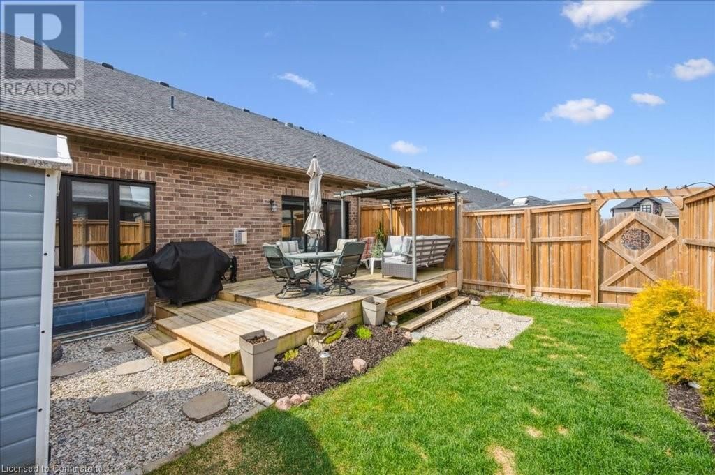 28 BUR OAK DRIVE Image 30