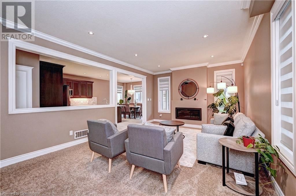 220 LADYSLIPPER DRIVE Image 2