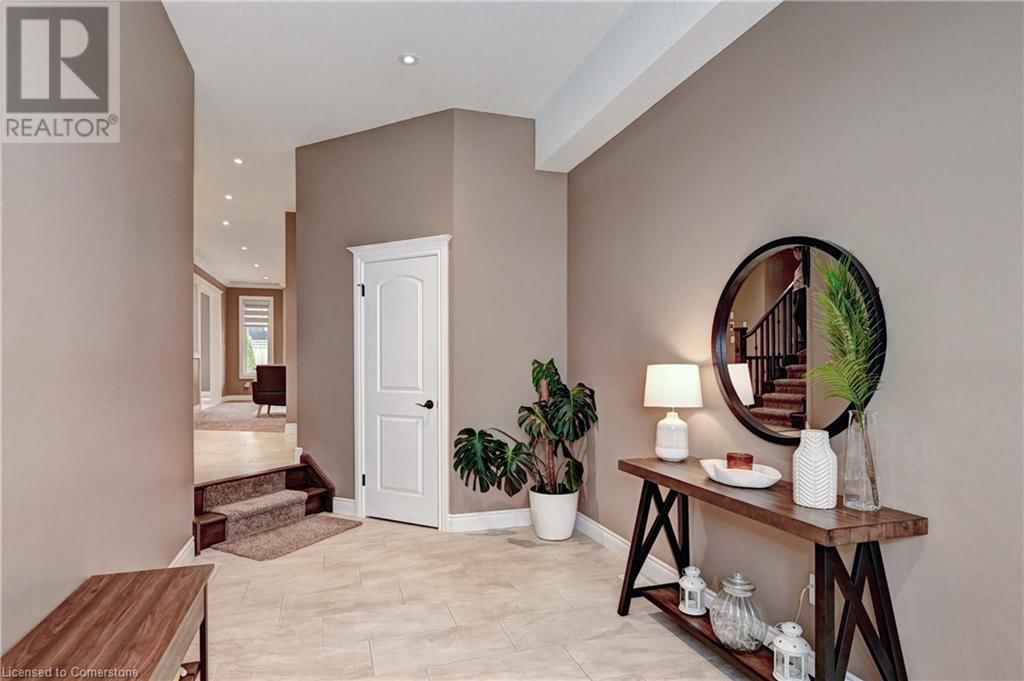 220 LADYSLIPPER DRIVE Image 8