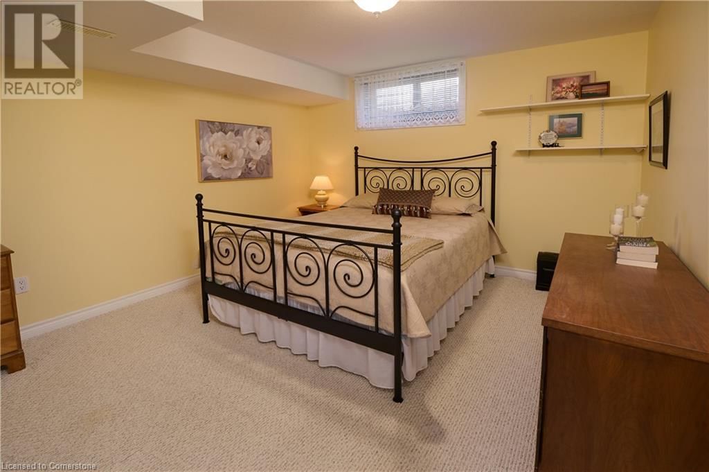 111 BRIARMEADOW PLACE Image 20