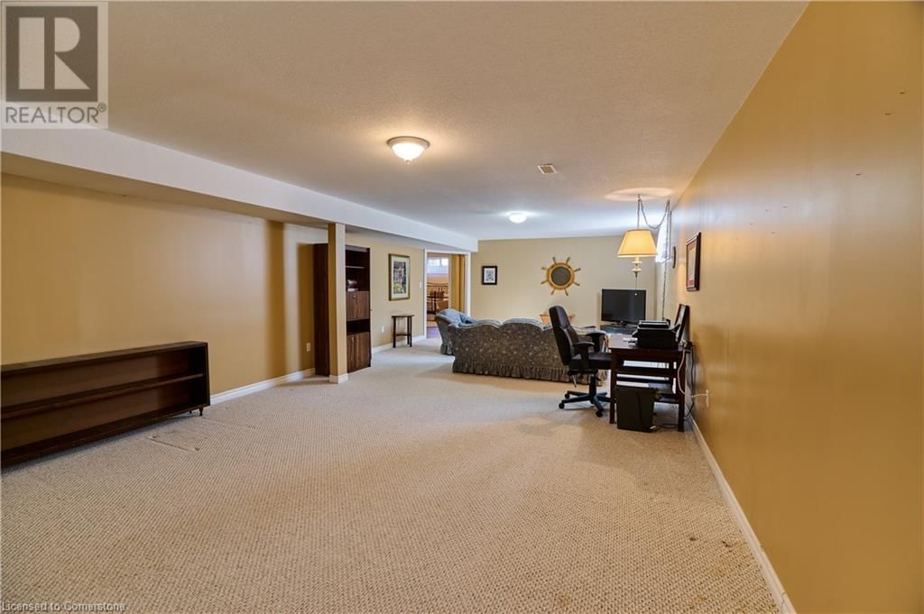 111 BRIARMEADOW PLACE Image 25