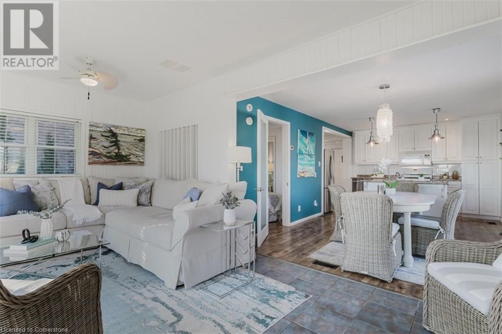 106 BROWN STREET Image 10