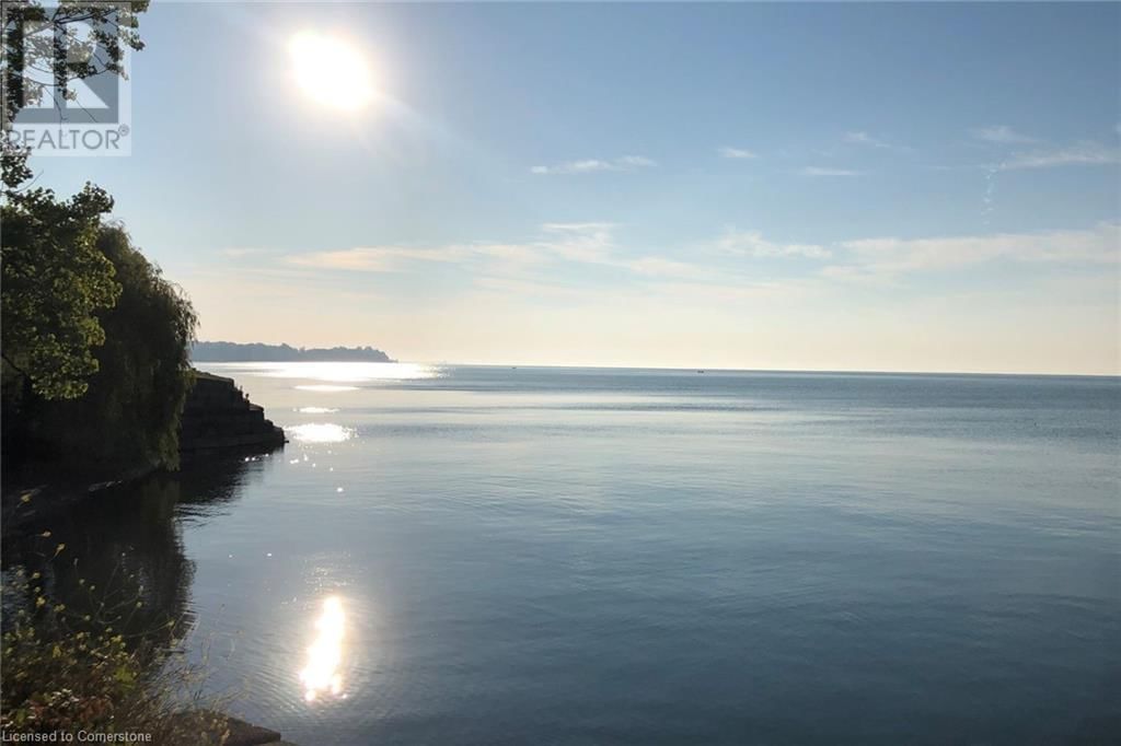 106 BROWN STREET Image 35