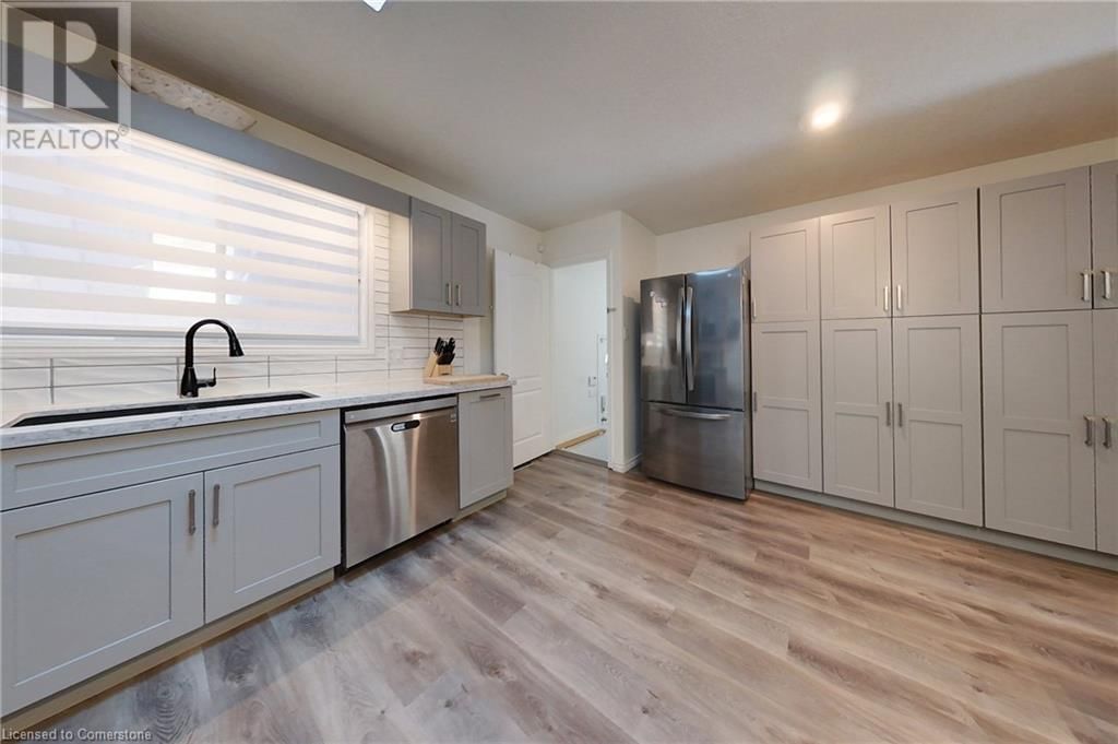 11 MCKAY STREET Image 14