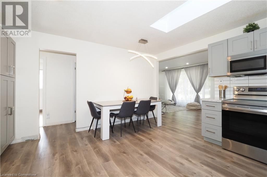11 MCKAY STREET Image 18
