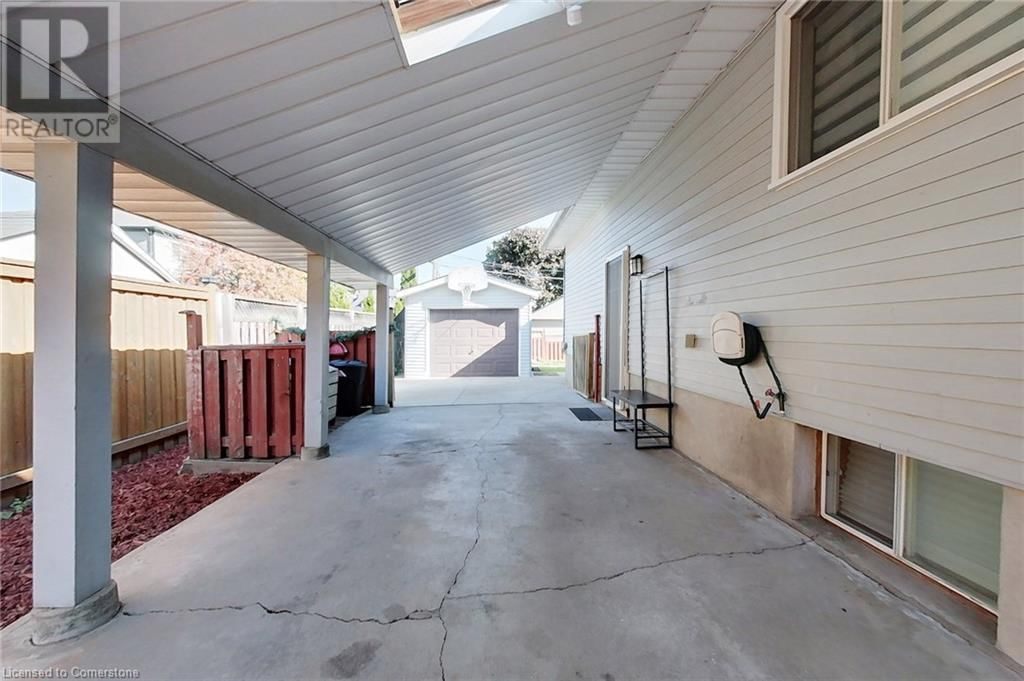 11 MCKAY STREET Image 3