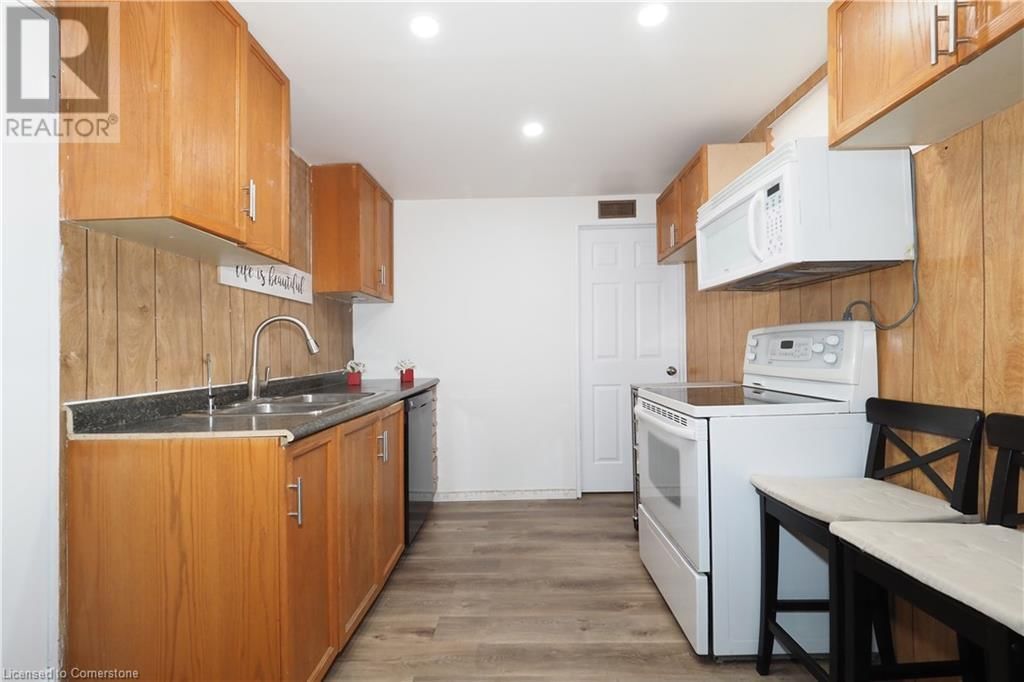11 MCKAY STREET Image 37
