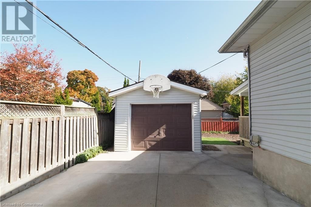 11 MCKAY STREET Image 5