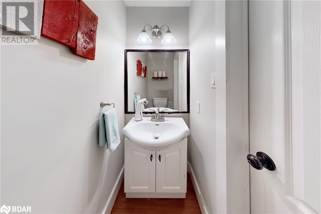 40 SHAKESPEARE CRESCENT Image 15