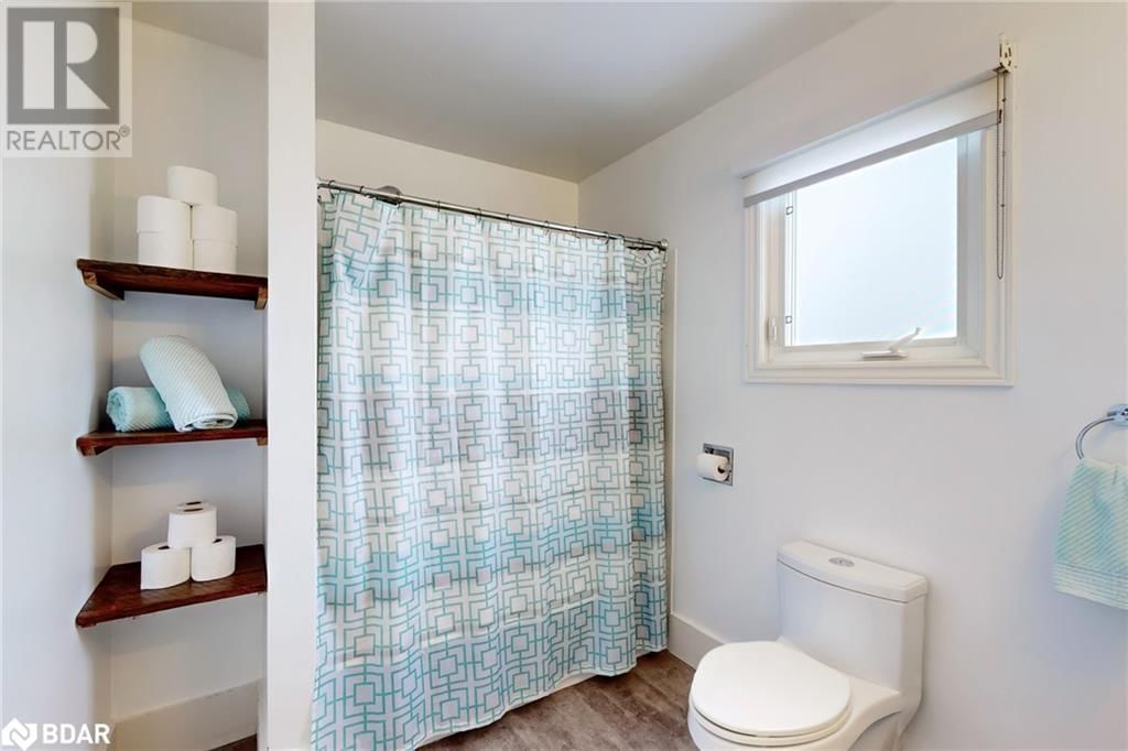 40 SHAKESPEARE CRESCENT Image 31