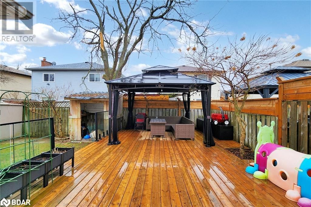 40 SHAKESPEARE CRESCENT Image 44