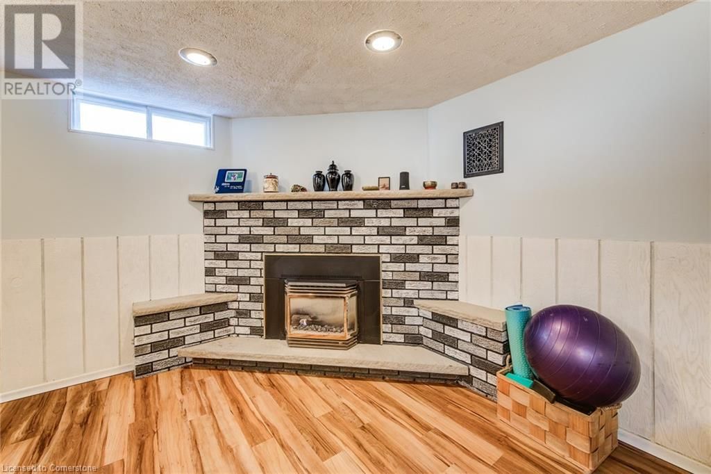 277 TOLL GATE BOULEVARD Image 33