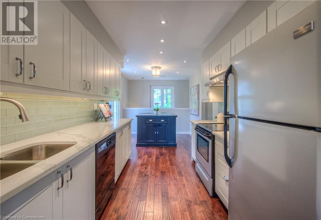 245 - 2110 CLEAVER AVENUE Image 3