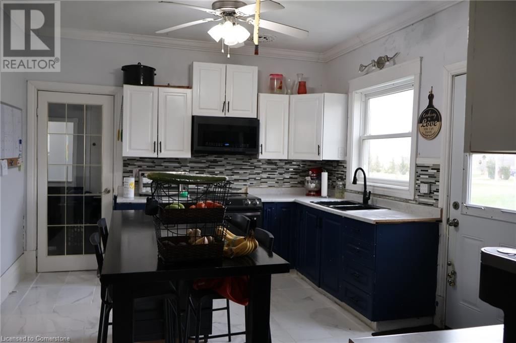 2313 ST ANNS ROAD Image 13