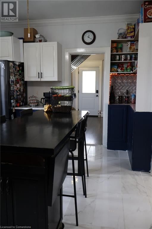 2313 ST ANNS ROAD Image 15
