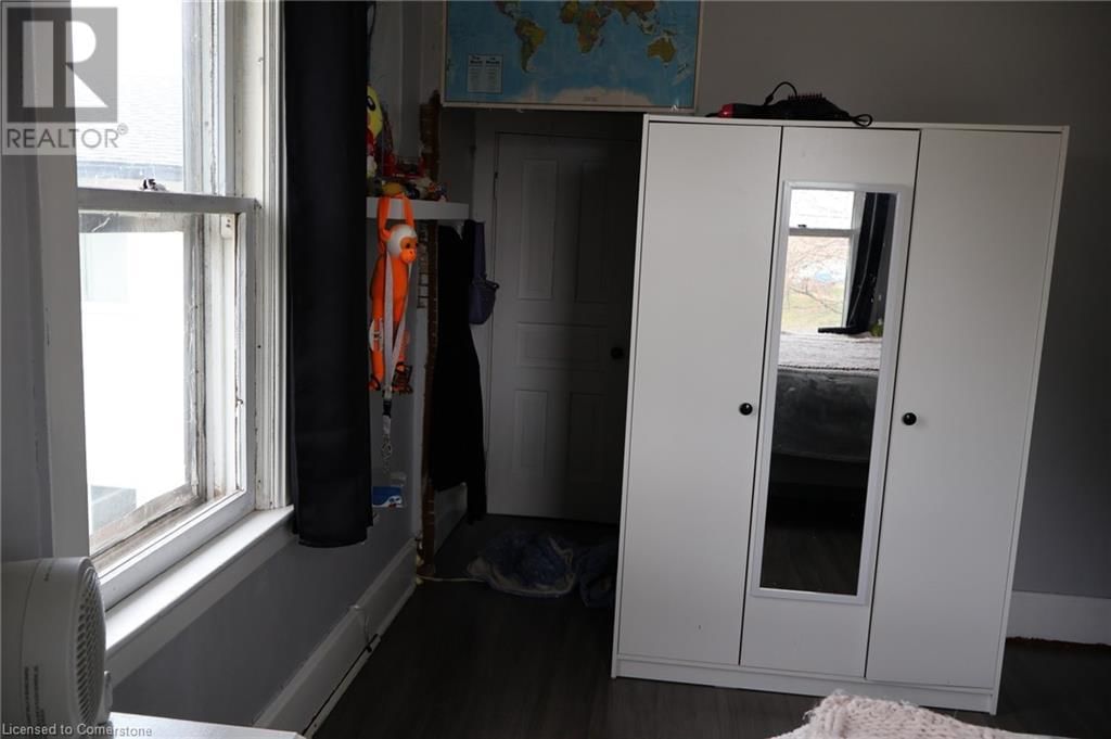 2313 ST ANNS ROAD Image 36