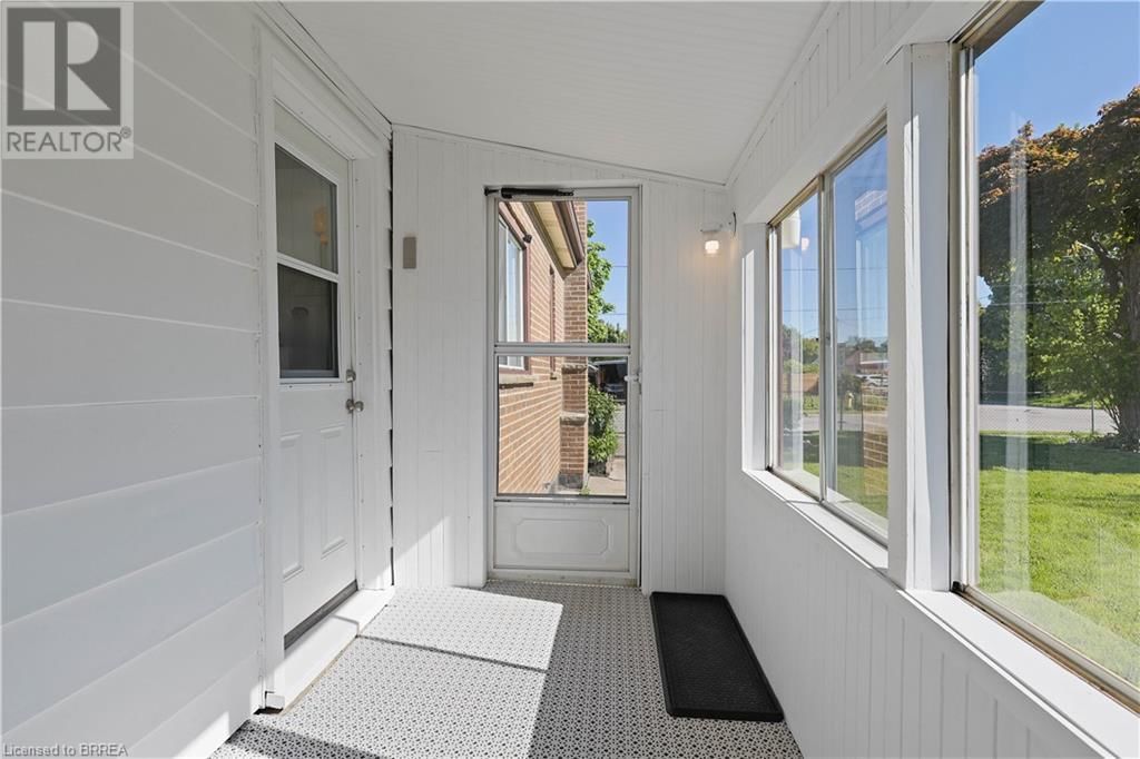 311 SHERIDAN STREET Image 15